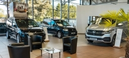 Découvrez le nouveau showroom « Van Center » Volkswagen Utilitaires de Michaël Mazuin à Fosses-la-Ville